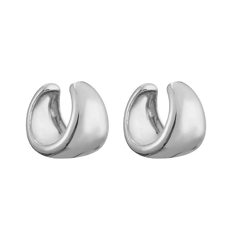 White Gold Color Wide Surface C- Shaped 1 Pair