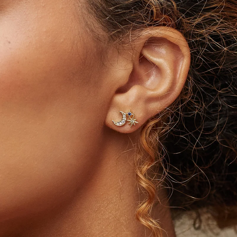 Women’s flower earrings-Aeon Studs