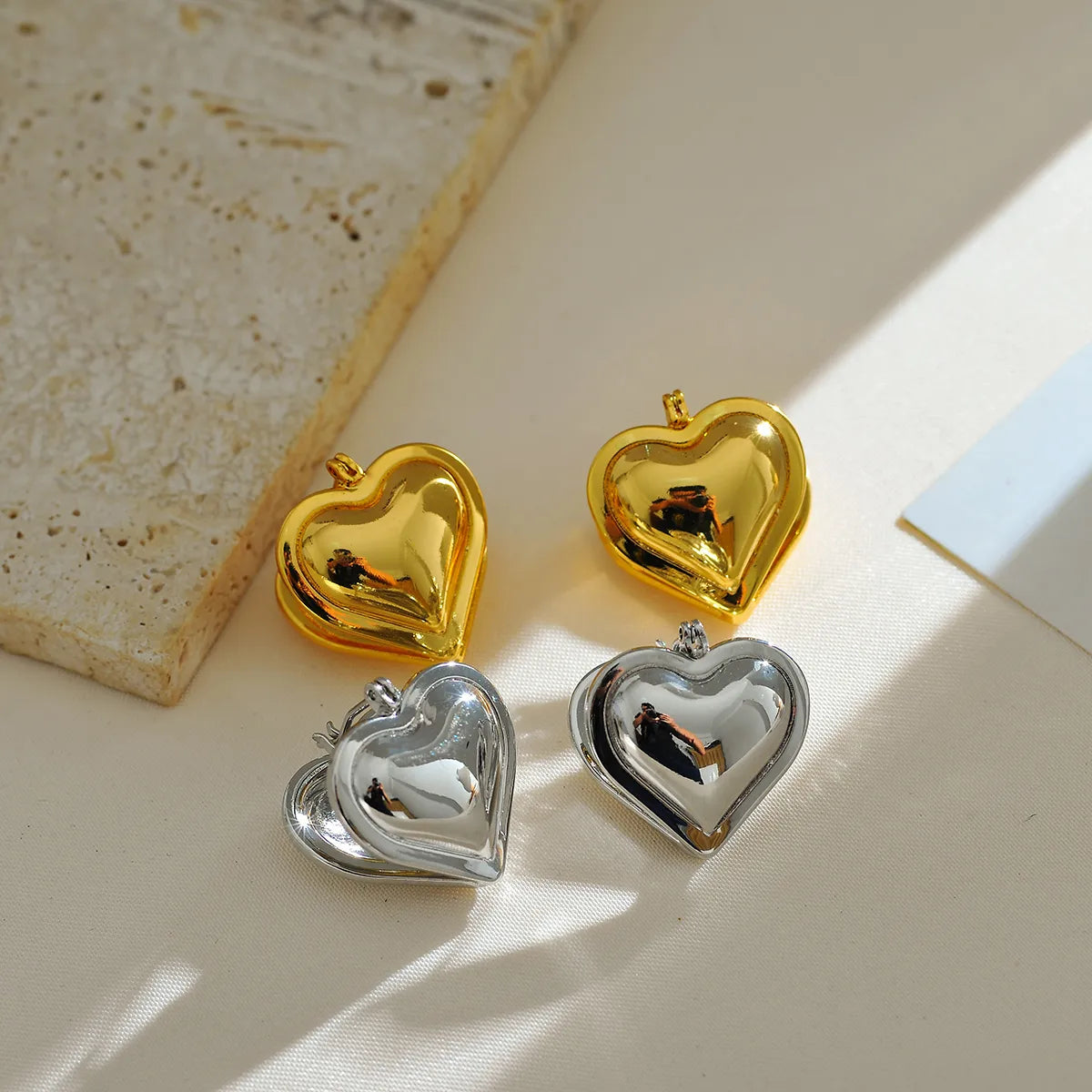 Women’s heart-shaped earrings-1 Pair Elegant Lady Streetwear Heart Shape Copper 18K Gold Plated Ear Clip