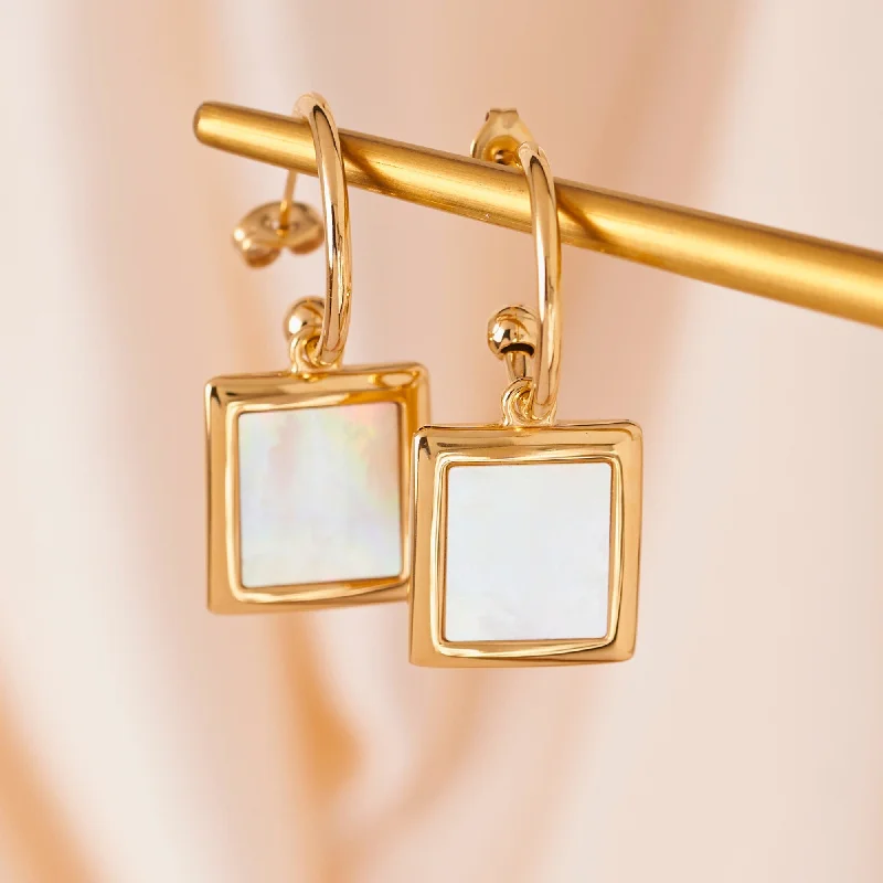 Women’s emerald earrings-White Shell Square Earrings