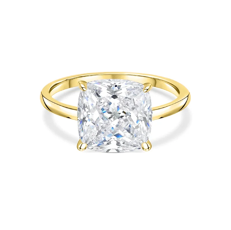 Women’s wedding rings with diamonds-The Claire - Gold