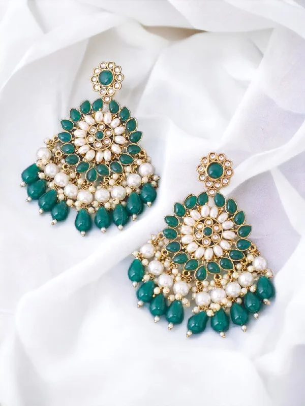 Women’s moonstone earrings-Emerald Triguna Chaandbalis