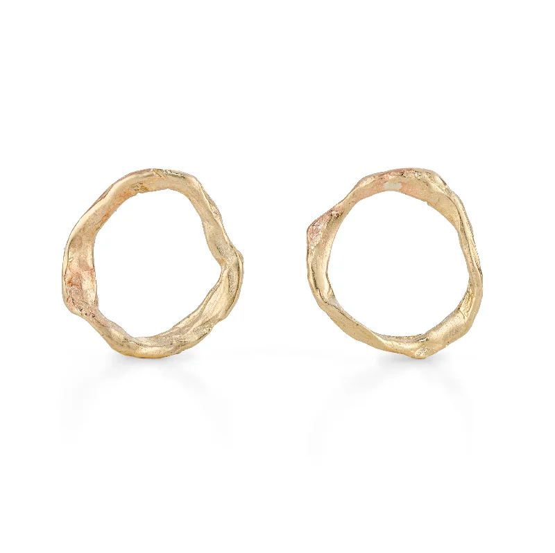 Women’s chandelier earrings-Pebble Circle Studs 9ct Gold