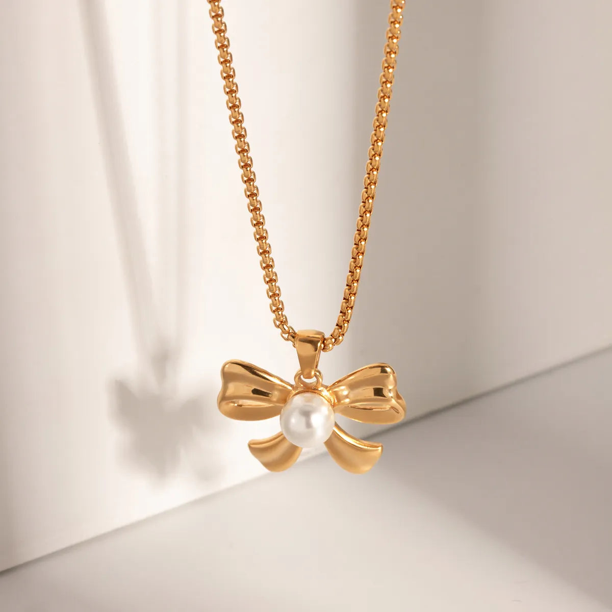 Women’s gold necklaces-Stainless Steel IG Style Elegant Bow Knot Plating Inlay Artificial Pearls Pendant Necklace