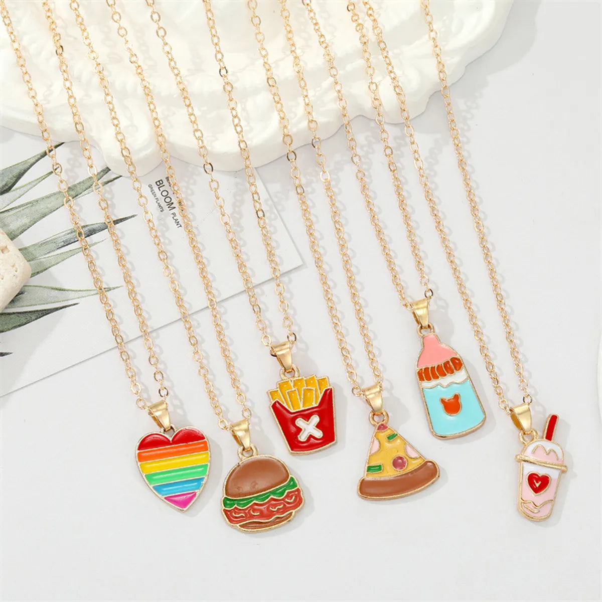 Women’s emerald necklaces-Korean Creative Personality Alloy Dripping Oil French Fries Pizza Food Pendant Necklace