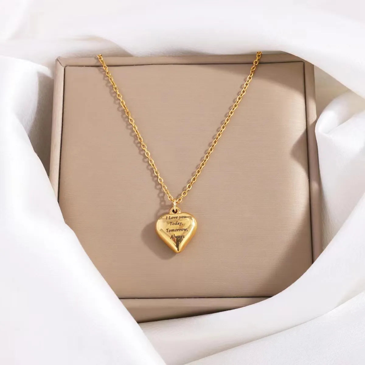 Women’s infinity symbol necklaces-Stainless Steel Simple Style Classic Style Heart Shape Pendant Necklace