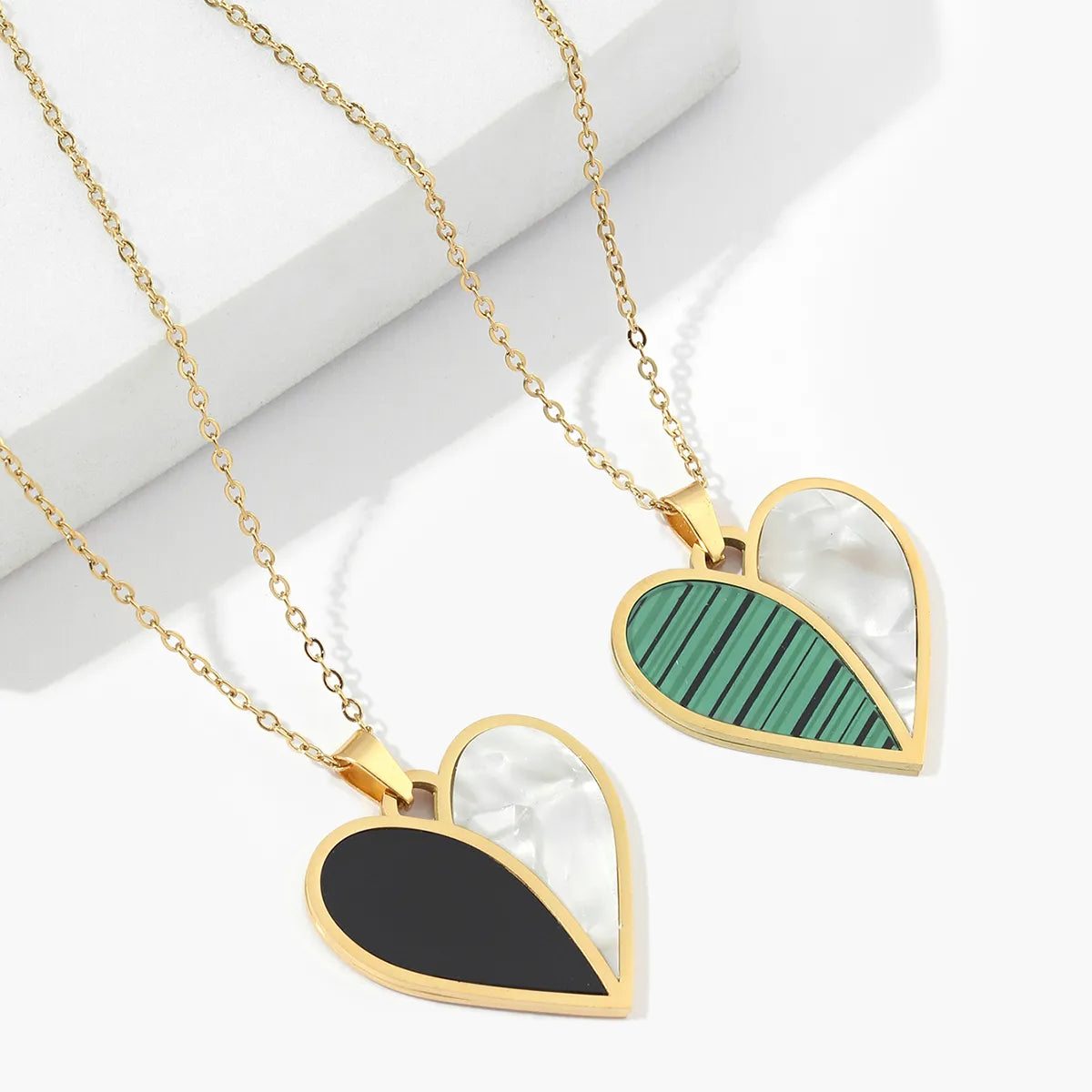 Women’s infinity necklaces-Titanium Steel Classic Style Heart Shape Polishing Plating Inlay Shell Pendant Necklace