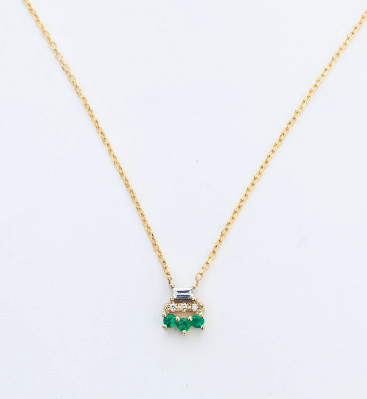 Women’s elegant gold necklaces-Baguette Emerald Lace Necklace