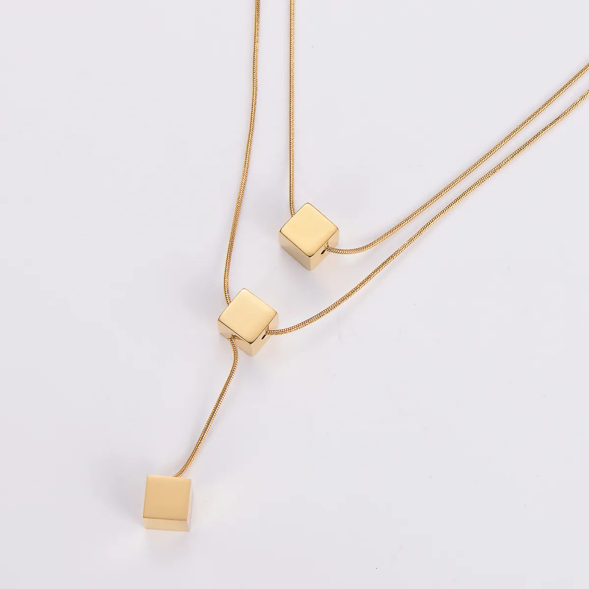 Women’s rose gold necklaces-Stainless Steel Elegant Square Pendant Necklace