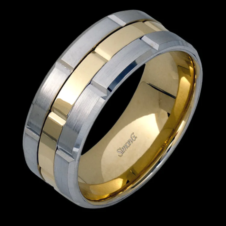 This brilliant two-tone men's wedding band features a center column of sleek yellow gold surrounded by two white gold silhouettes.