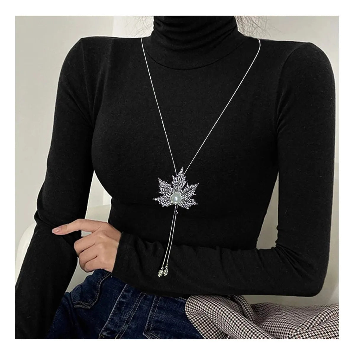 Women’s gold pendant necklaces-1 Piece Vacation Modern Style Simple Style Maple Leaf Rose Alloy Plating Artificial Rhinestones Women's Pendant Necklace Sweater Chain Necklace