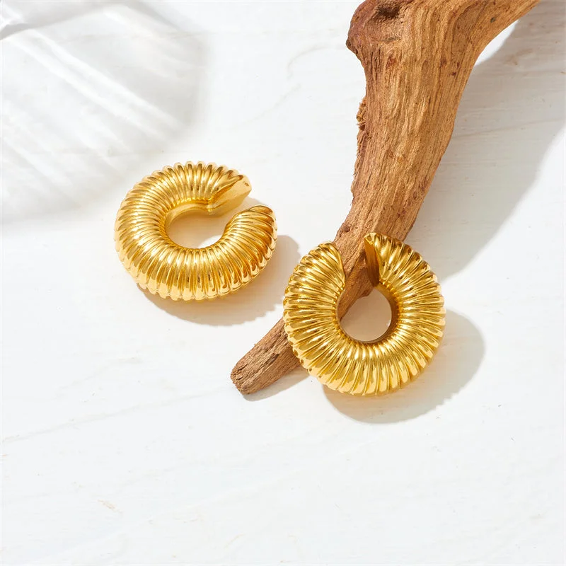 Threaded Hollow Ear Clip