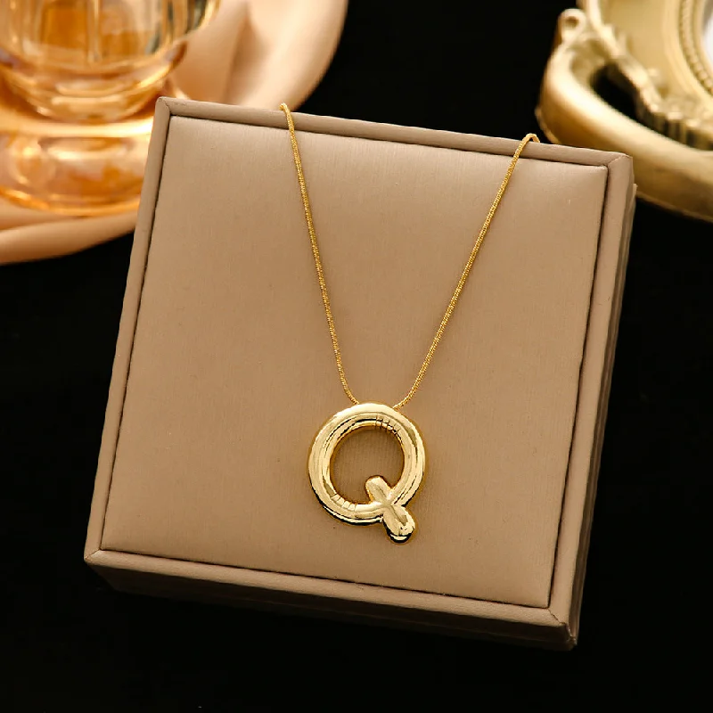 337 Letter Q Snake Bones Chain-Gold