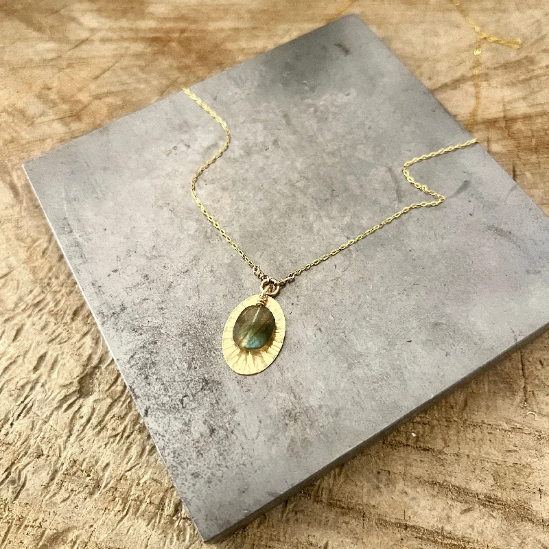 Women’s twisted gold necklaces-Fluidity necklace