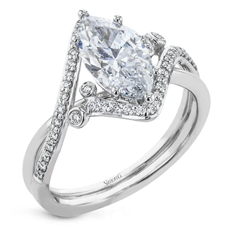 LR2113-MQ ENGAGEMENT RING